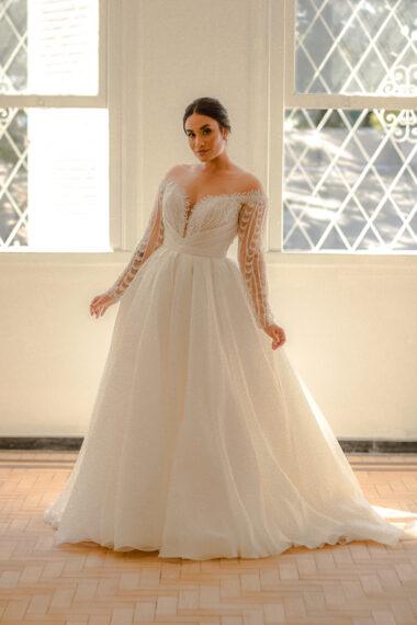aselina frente - vestido de noiva princesa com mangas longas bordadas - atelier white dress 